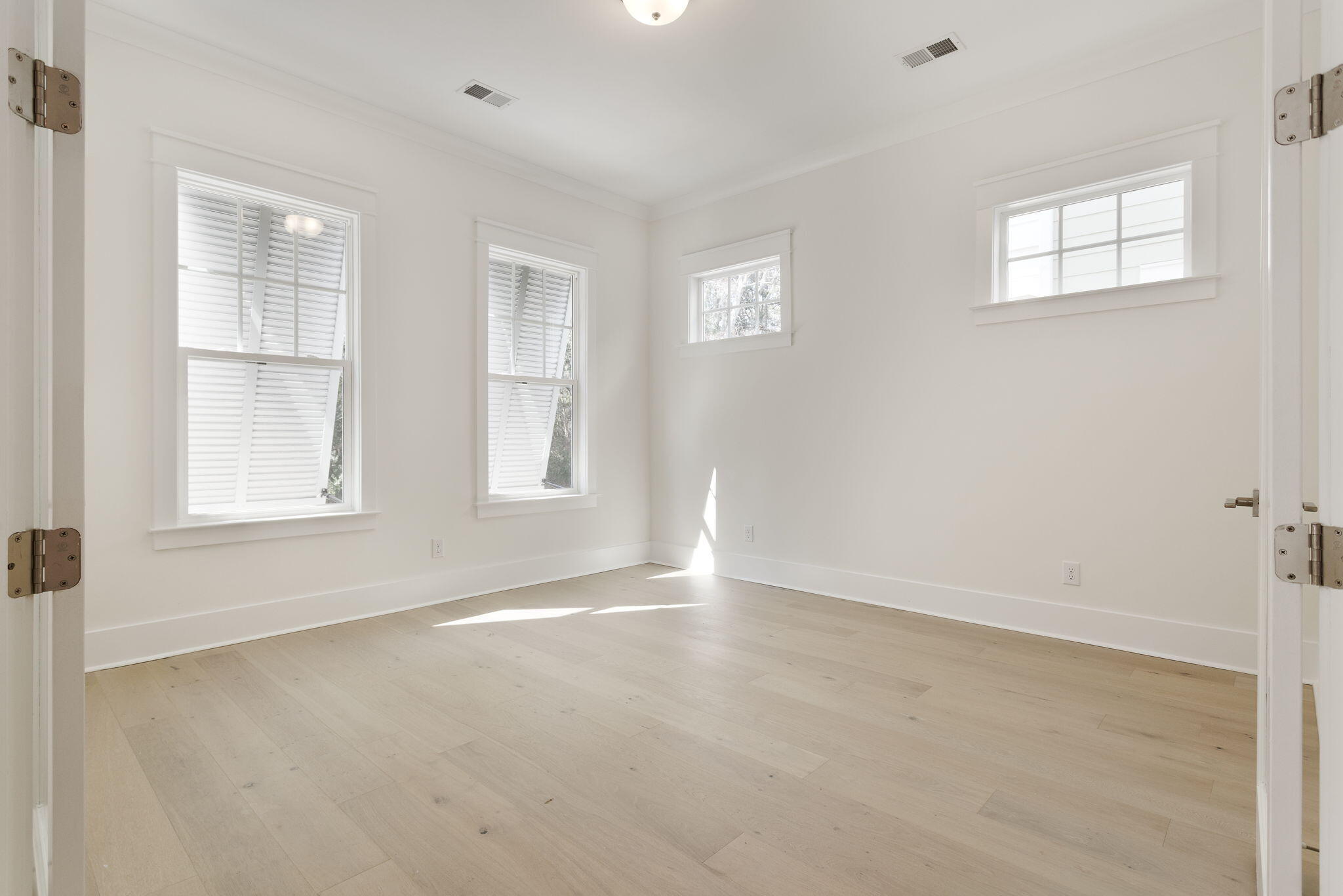 1340 Upper Union Road Mount Pleasant, SC 29464 - Photo 13 of 102 11-web-or-mls-1340-upper-union-rd