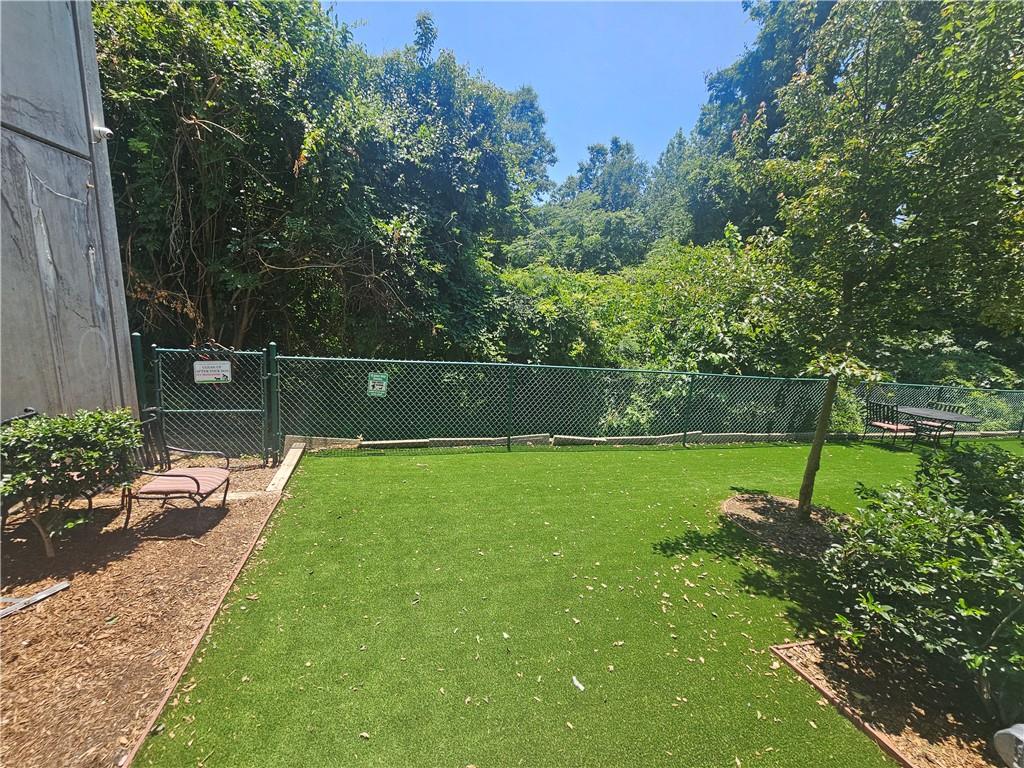 3777 Peachtree Road Northeast, Unit 1324 Atlanta, GA 30319 - Photo 31 of 38