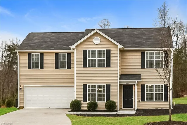 $2,105 | 828 Brentwood Pk Drive, Rural Hall, NC 27045