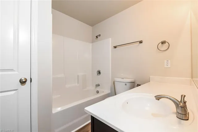 $2,105 | 828 Brentwood Pk Drive, Rural Hall, NC 27045