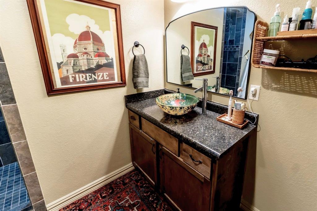 713 West Spring Street Weatherford, TX 76086 - Photo 33 of 40