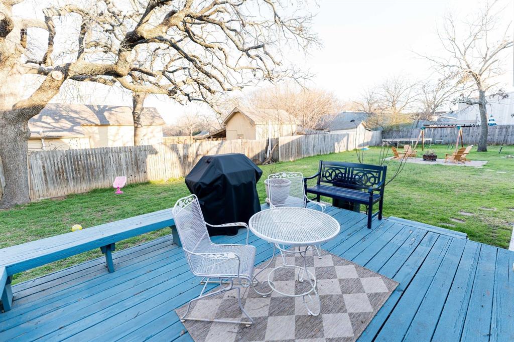 713 West Spring Street Weatherford, TX 76086 - Photo 36 of 40