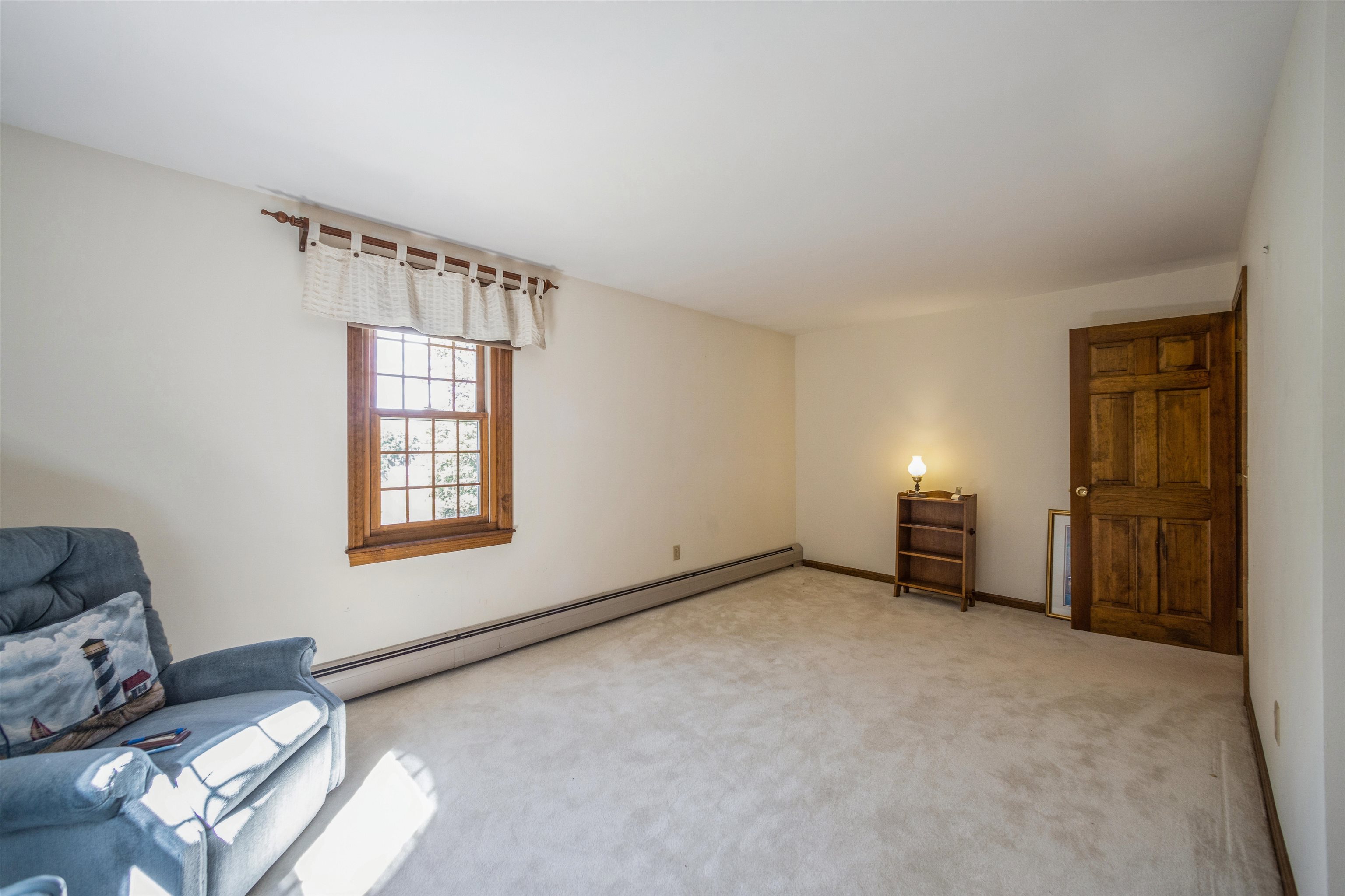 136 Amherst Street Amherst, NH 03031 - Photo 20 of 37