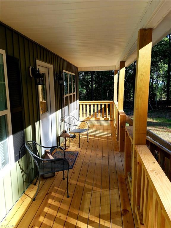 3271 Old Mountain Road Lexington, NC 27292 - Photo 2 of 5 30X6 COVERED PORCH