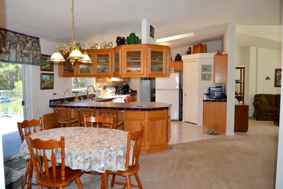3320 Riverbanks Road Grants Pass, OR 97527 - Photo 8 of 35 DSC_9720