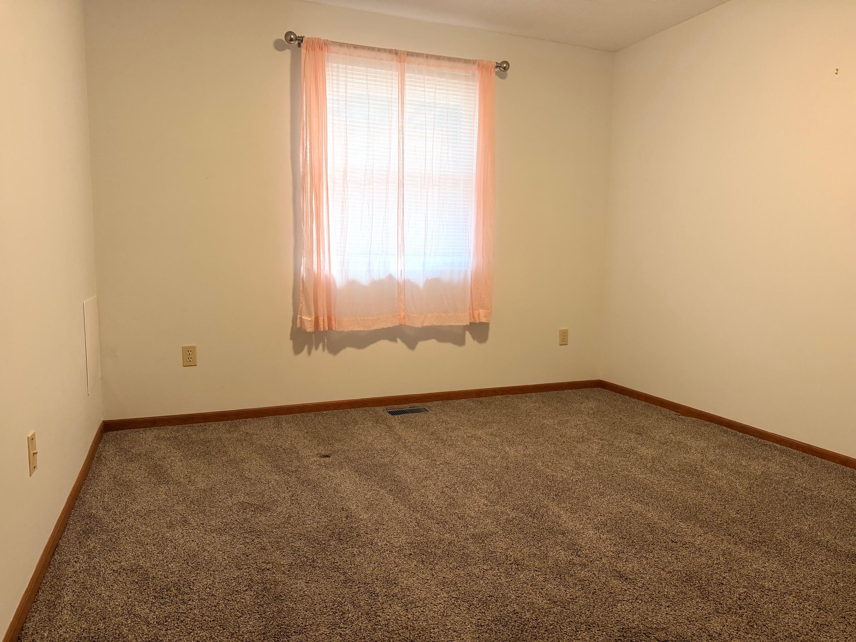4577 Reno Lane Springfield, OH 45503 - Photo 9 of 19 Gallery Image 9