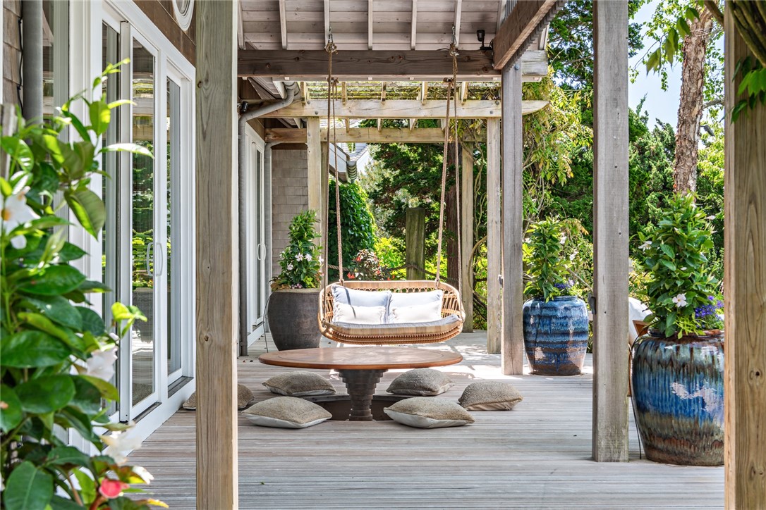 79 Shore Road Bristol, RI 02809 - Photo 10 of 50 The Bungalow-Outdoor sunken seating and table
