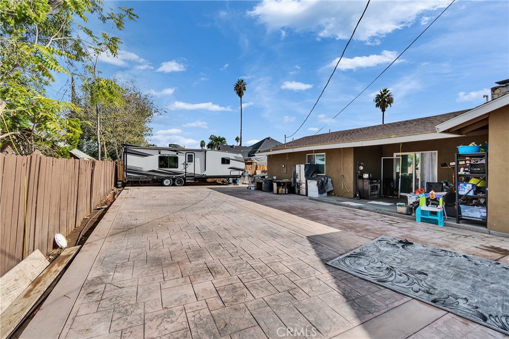 5121 Sierra Street Riverside, CA 92504 - Photo 13 of 34 a view of a house with a patio