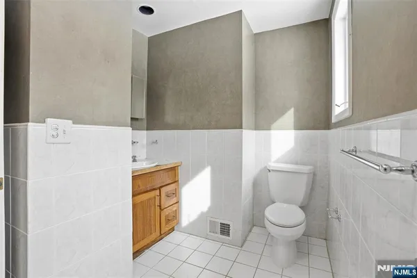 $599,900 | 46 West Hanover Avenue, Randolph, NJ 07869