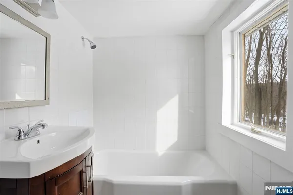 $599,900 | 46 West Hanover Avenue, Randolph, NJ 07869