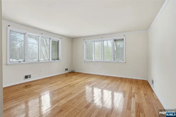 $599,900 | 46 West Hanover Avenue, Randolph, NJ 07869