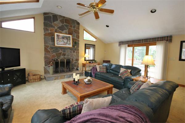 21 Julia Road Needham, MA 02492 - Photo 9 of 29