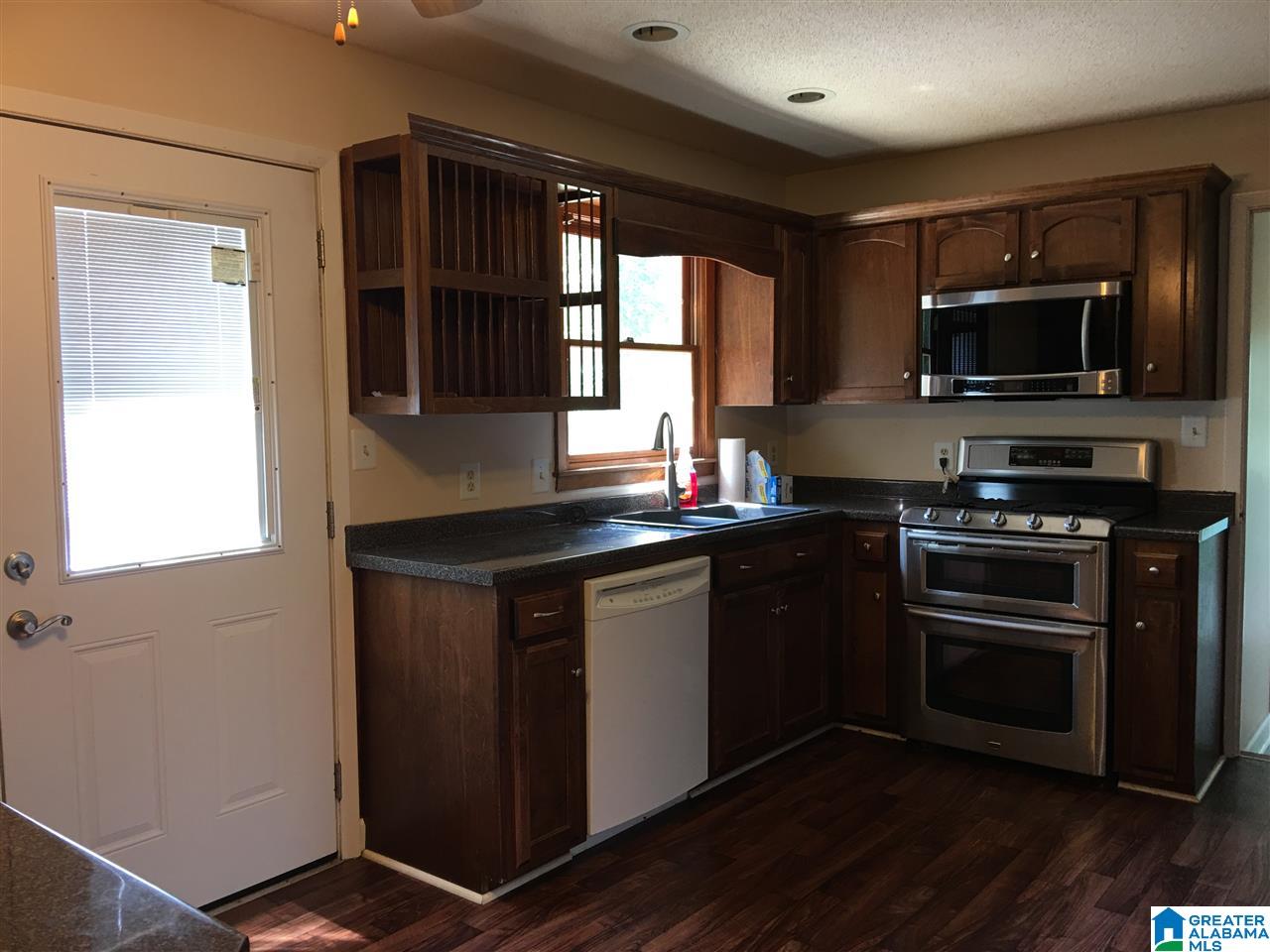 2403 Pear Tree Place Jasper, AL 35504 - Photo 5 of 28