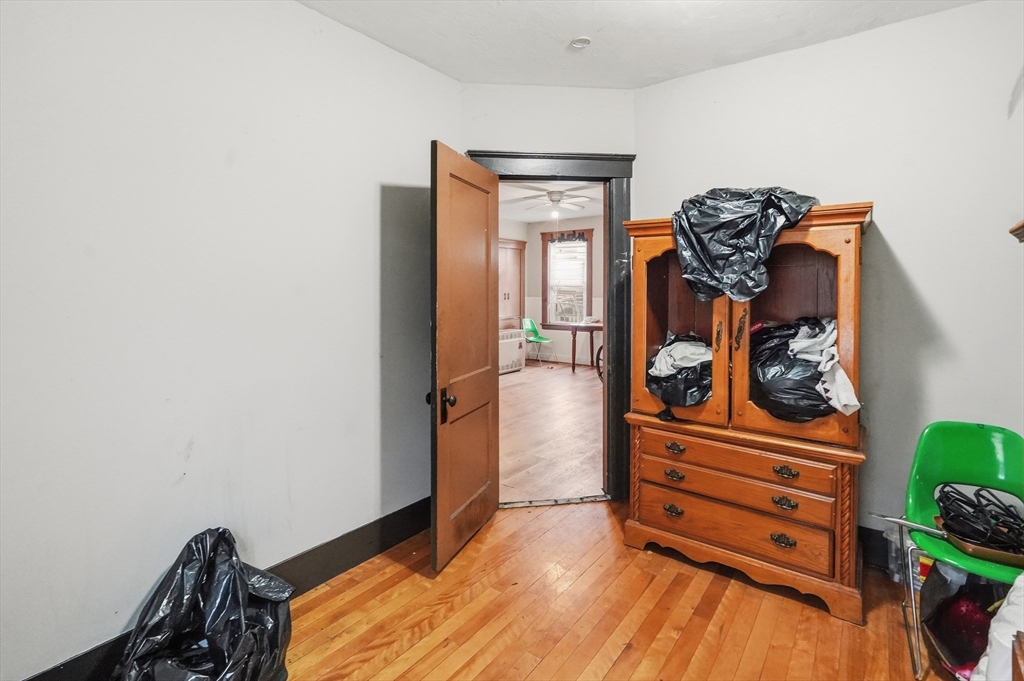 61 Cohasset Street Worcester, MA 01604 - Photo 13 of 41