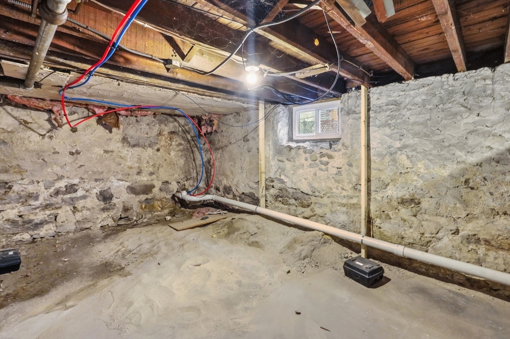 61 Cohasset Street Worcester, MA 01604 - Photo 41 of 41
