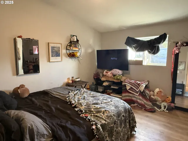 $349,000 | 725 Northeast Denver Street, Roseburg, OR 97470