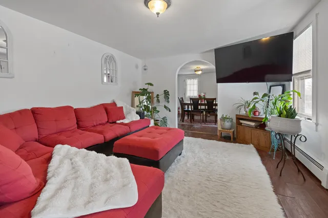 $599,000 | 162 Highland Avenue, Manchester, VT 05255