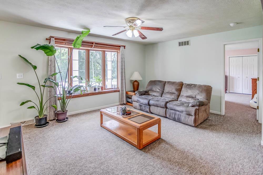 508 George Street Hardin, IL 62047 - Photo 11 of 85 Gallery Image 11
