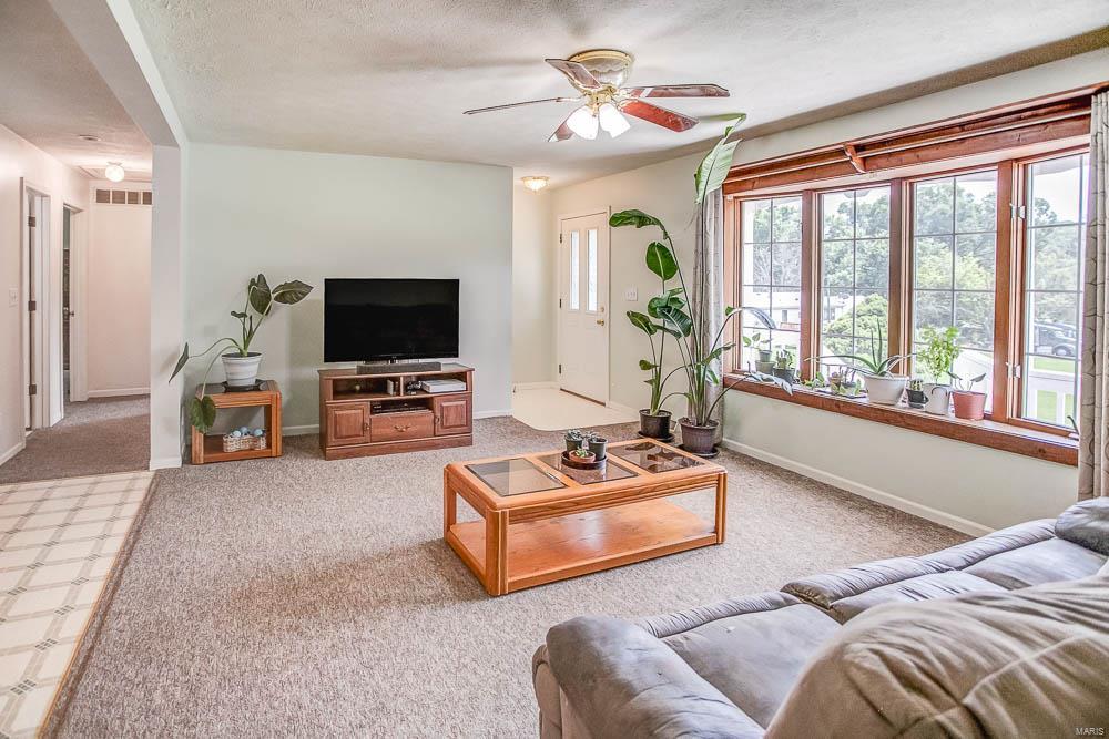 508 George Street Hardin, IL 62047 - Photo 12 of 85 Gallery Image 12