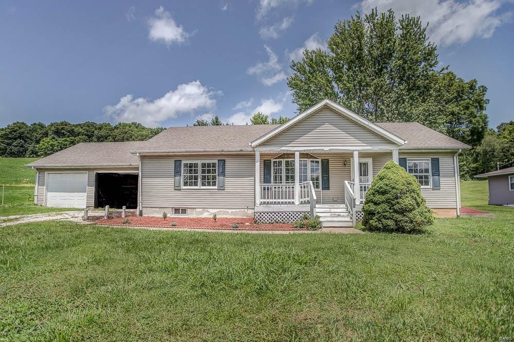 508 George Street Hardin, IL 62047 - Photo 4 of 85 Gallery Image 4