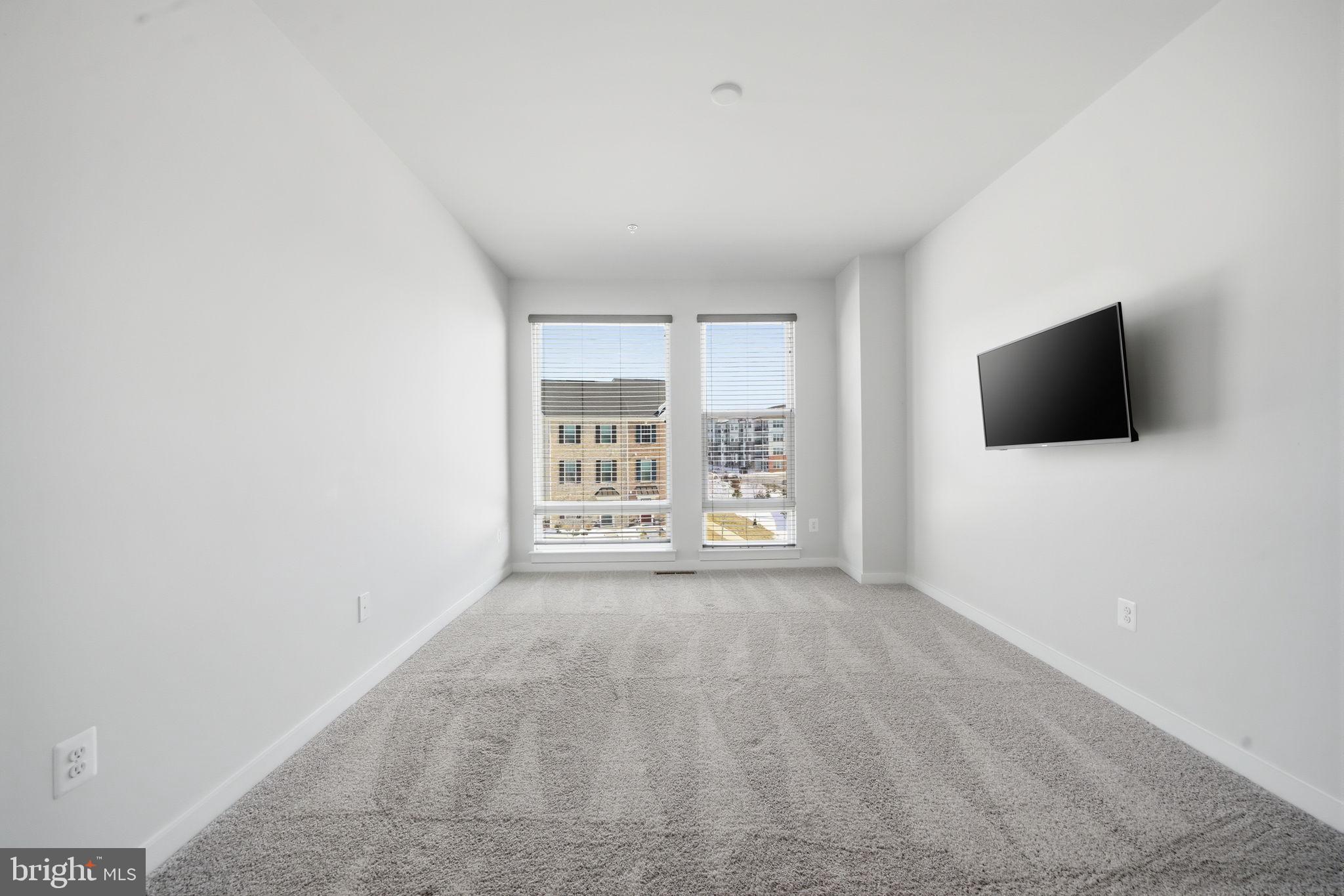 217 Summit Point Boulevard Bowie, MD 20716 - Photo 44 of 53 Bedroom 2