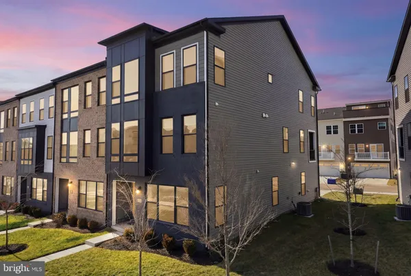 $719,000 | 217 Summit Point Boulevard, Bowie, MD 20716