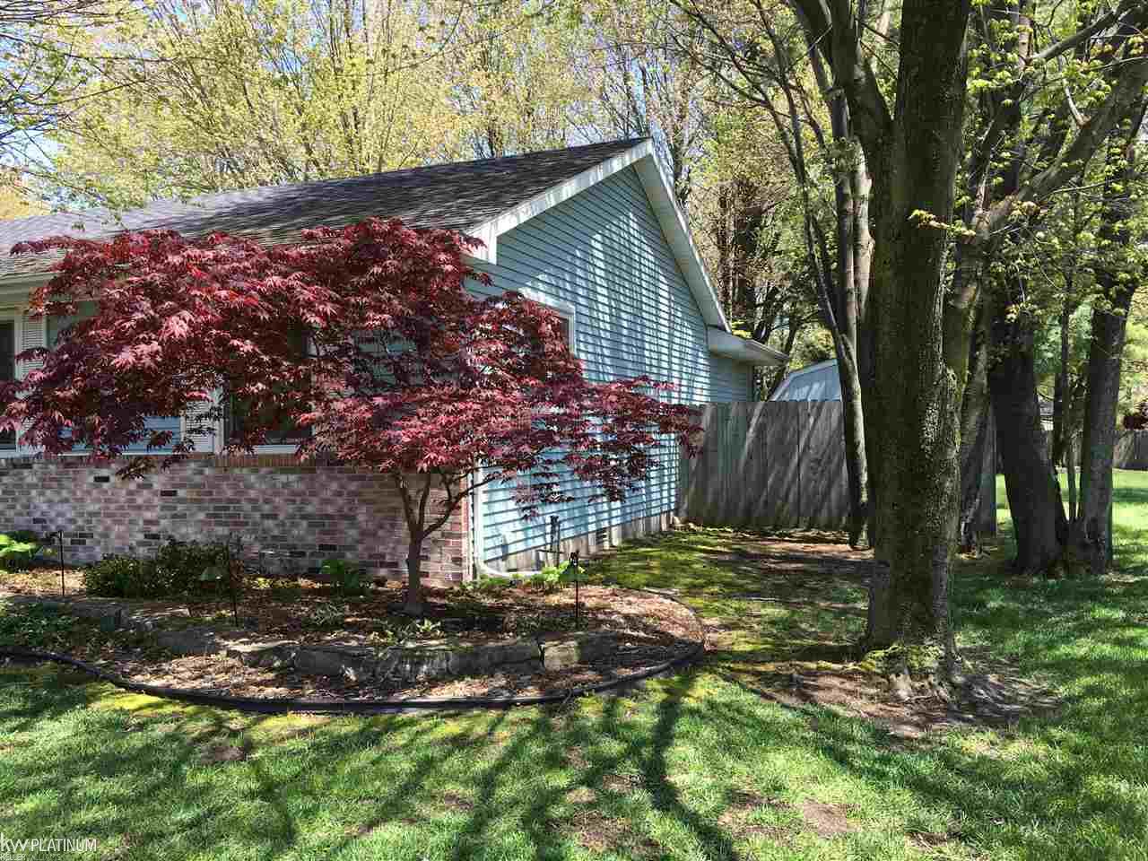 3284 Range Road Port Huron, MI 48060 - Photo 4 of 27