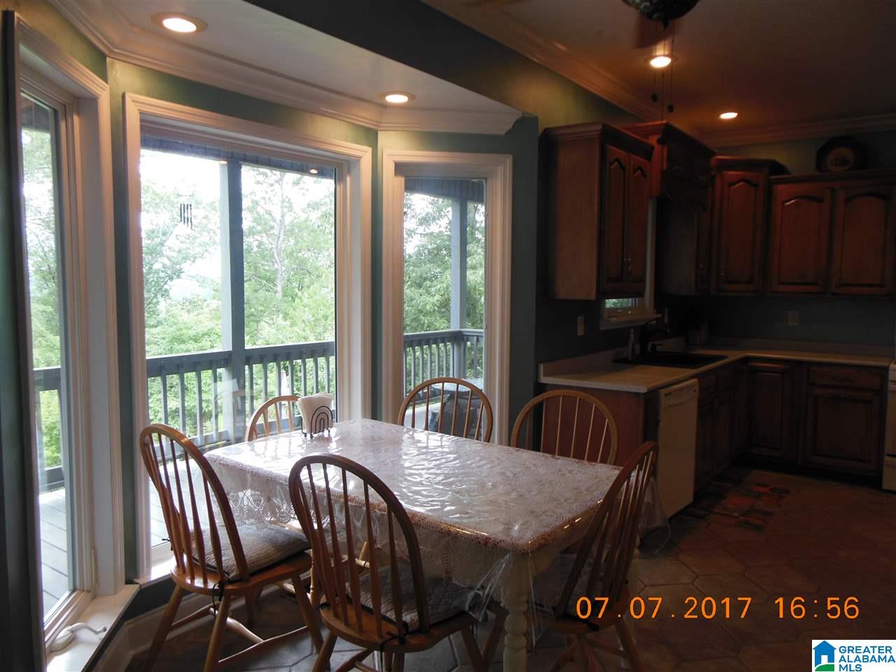 200 Flamingo Road Rainbow City, AL 35906 - Photo 11 of 50