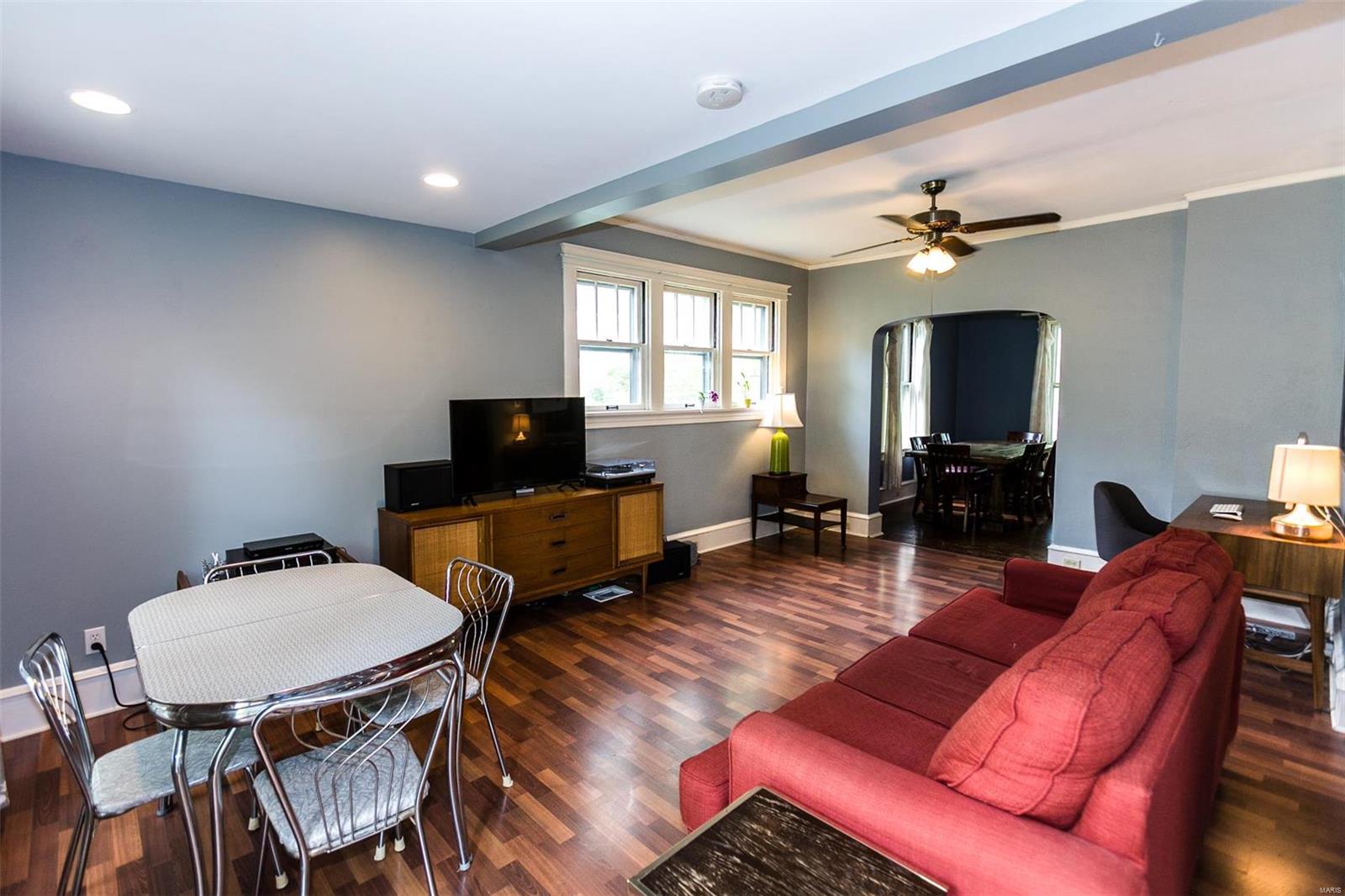14 West Jackson Road Webster Groves, MO 63119 - Photo 12 of 19 Gallery Image 12