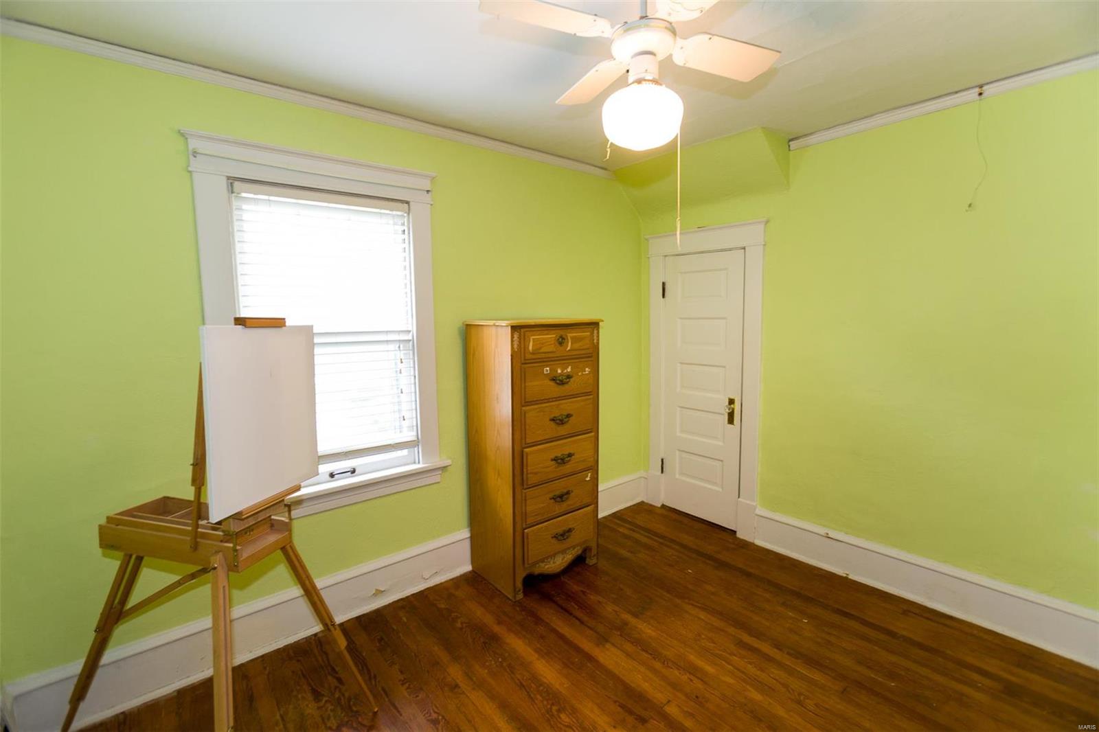 14 West Jackson Road Webster Groves, MO 63119 - Photo 16 of 19 Gallery Image 16