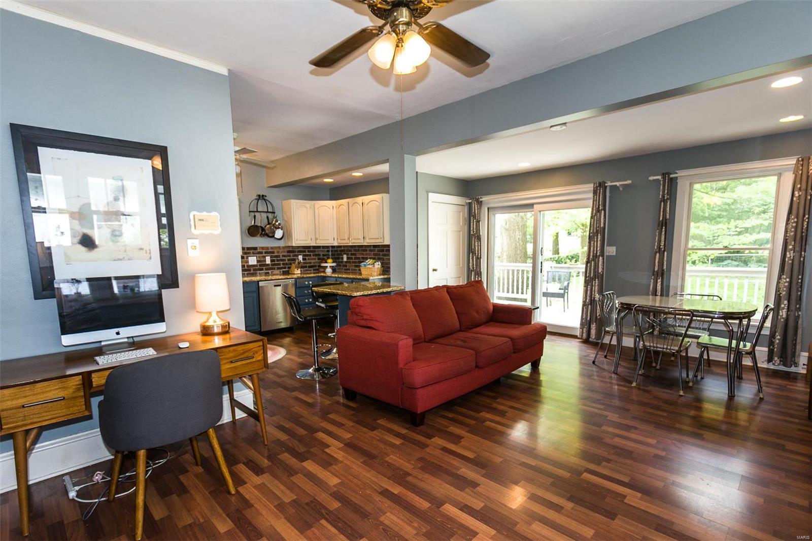 14 West Jackson Road Webster Groves, MO 63119 - Photo 10 of 19 Gallery Image 10