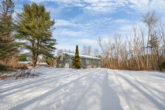 $374,900 | 2558 Highway 29, Middle Grove, NY 12850