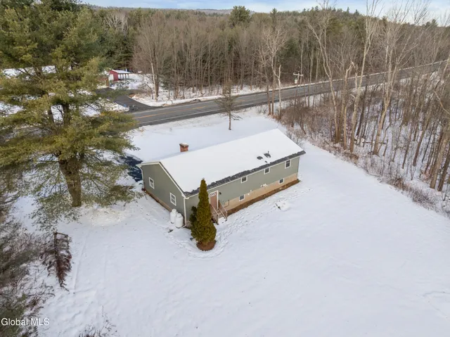 $374,900 | 2558 Highway 29, Middle Grove, NY 12850