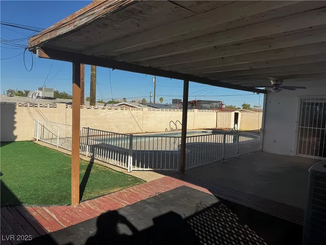 $1,800 | 1312 Scenic Way, Las Vegas, NV 89108