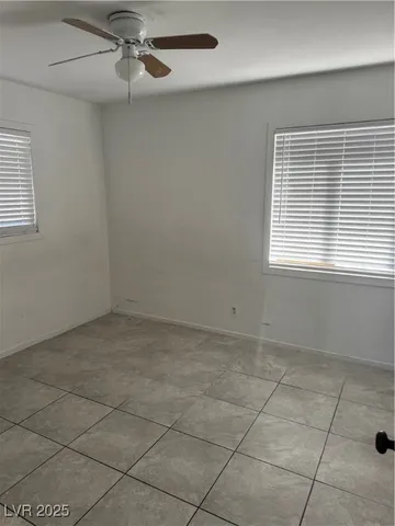 $1,800 | 1312 Scenic Way, Las Vegas, NV 89108