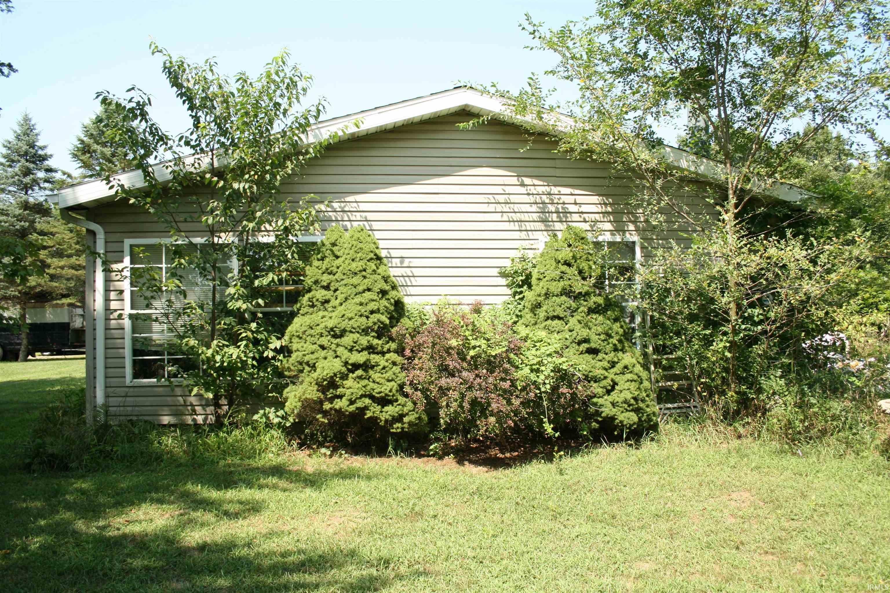 51588 County 11 Road Elkhart, IN 46514 - Photo 3 of 12 Gallery Image 3