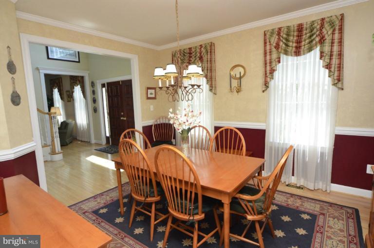 16250 Frederick Road Woodbine, MD 21797 - Photo 27 of 30 Dining Room