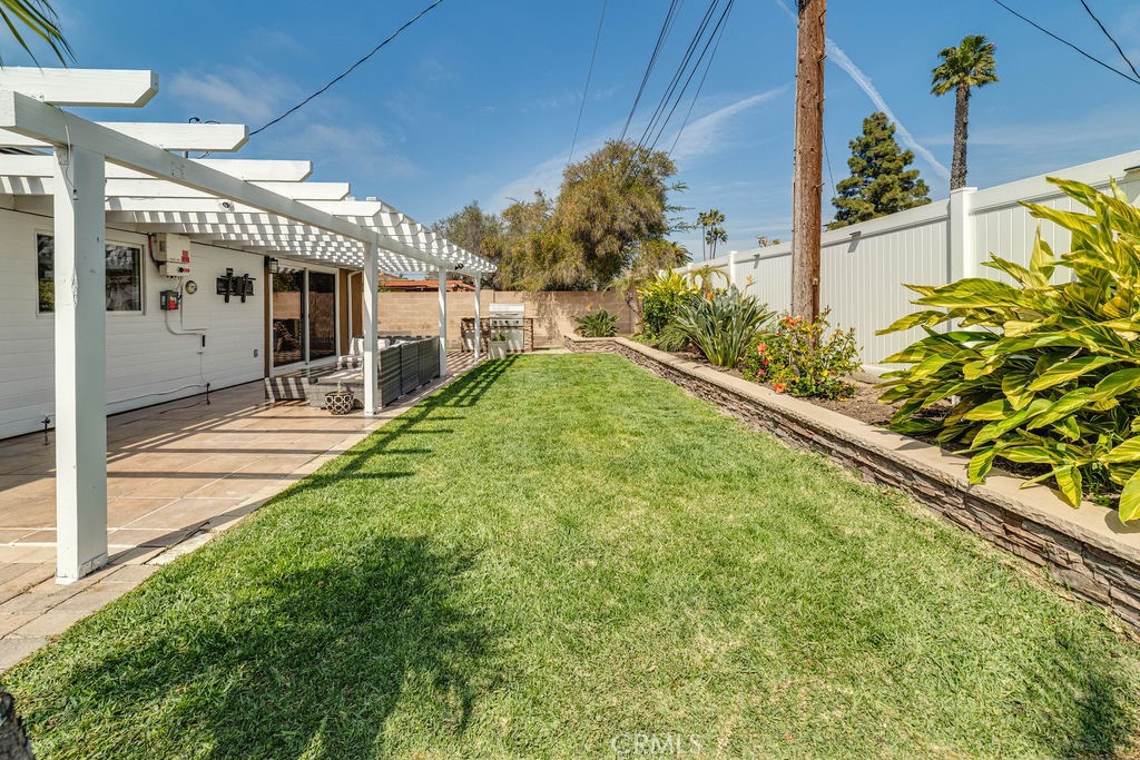 2268 Cornell Drive Costa Mesa, CA 92626 - Photo 28 of 34