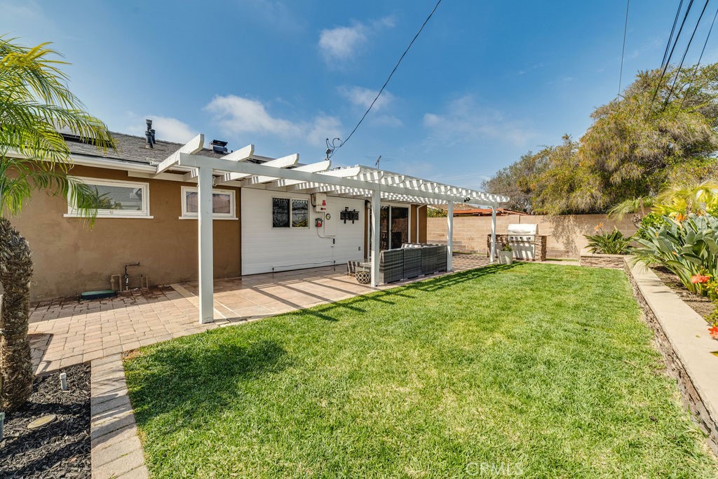 2268 Cornell Drive Costa Mesa, CA 92626 - Photo 29 of 34