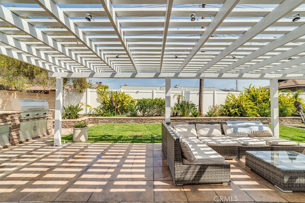 2268 Cornell Drive Costa Mesa, CA 92626 - Photo 31 of 34