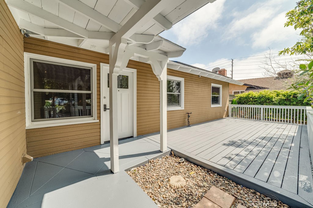 2268 Cornell Drive Costa Mesa, CA 92626 - Photo 5 of 34