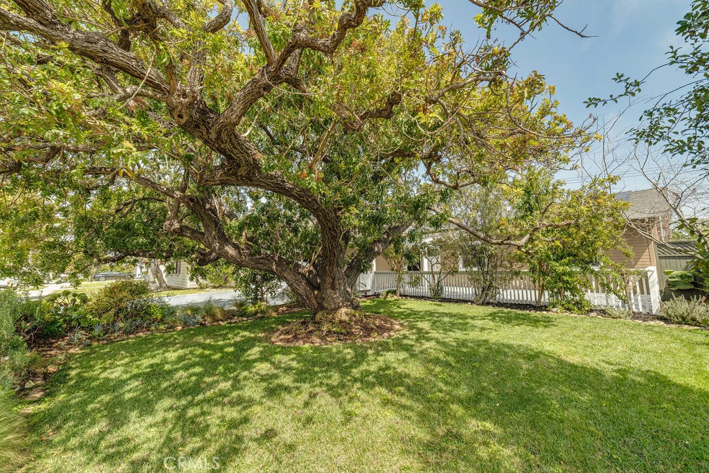 2268 Cornell Drive Costa Mesa, CA 92626 - Photo 7 of 34