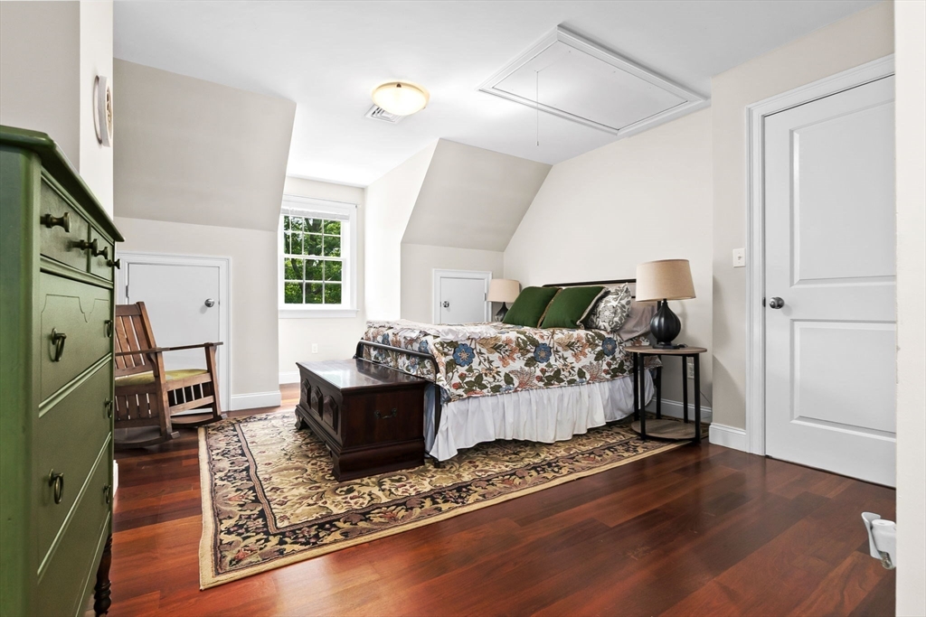 24 Old Rowley Road Newbury, MA 01951 - Photo 25 of 42 a living room with furniture and a table
