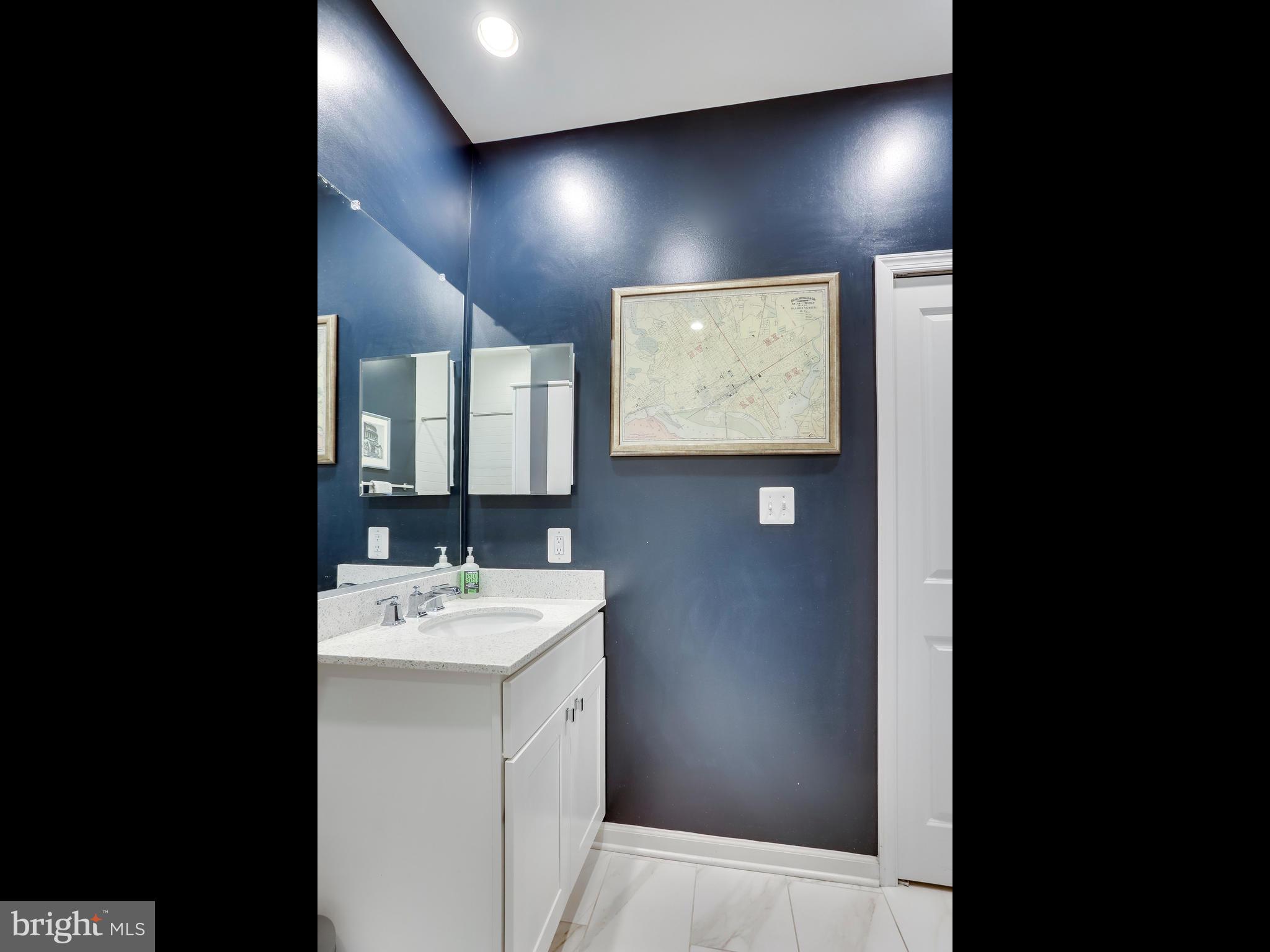 1845 Kalorama Road Northwest, Unit 4 Washington, DC 20009 - Photo 24 of 27 Bath (Master)