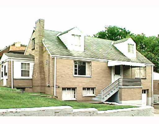2873 Middletown Road Pittsburgh, PA 15204 - Photo 1 of 1 Exterior Front.