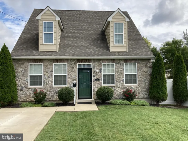 $2,695 | 306 Ohio Avenue, Wilmington, DE 19805