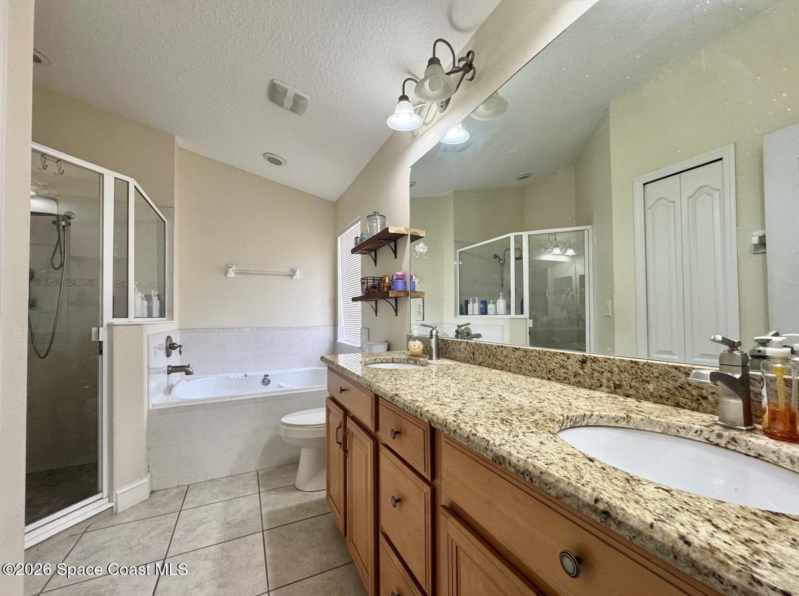 1482 Modoc Circle Melbourne, FL 32934 - Photo 19 of 25 Master-bath