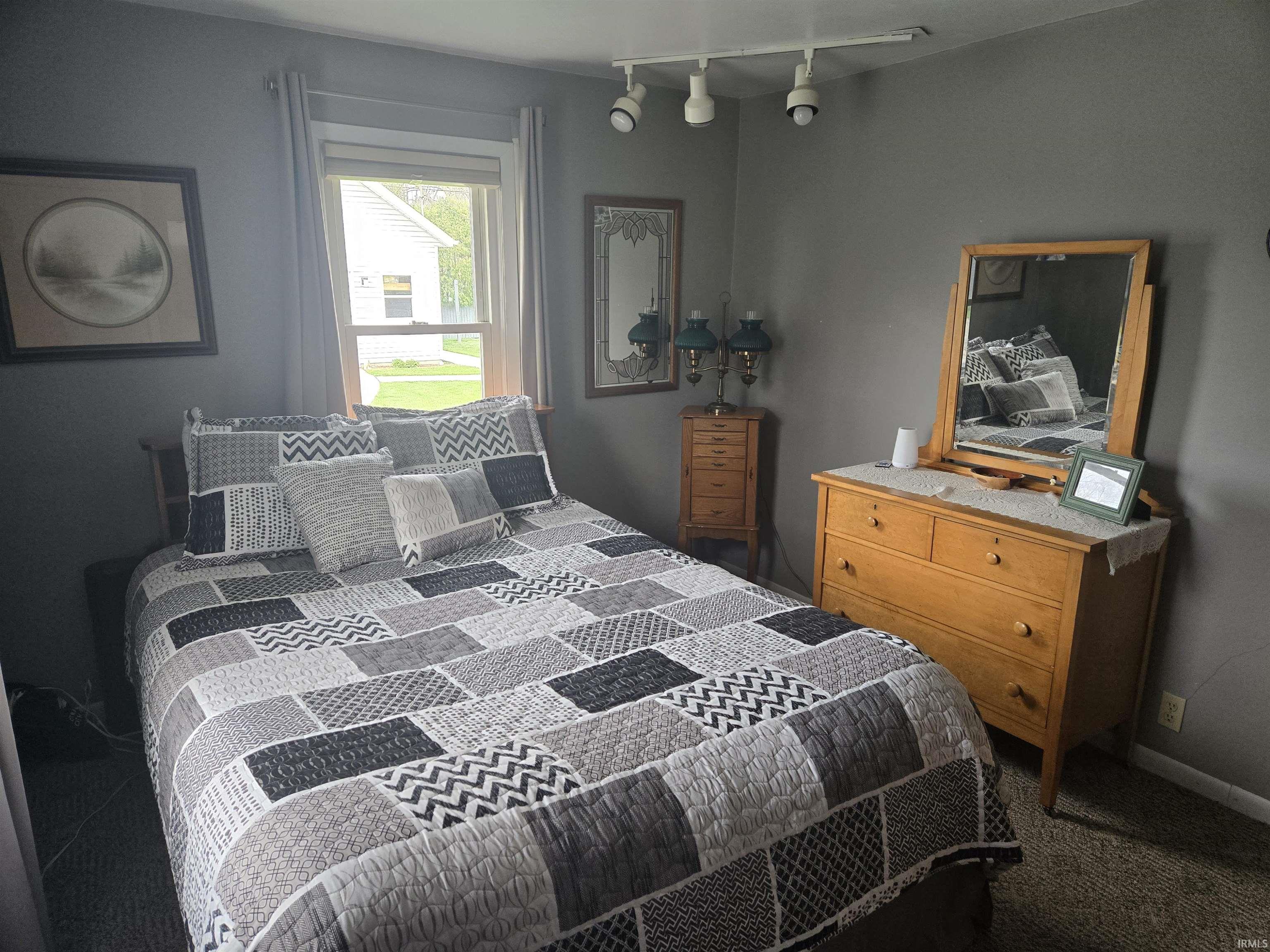 324 West Jay Street Dunkirk, IN 47336 - Photo 17 of 26