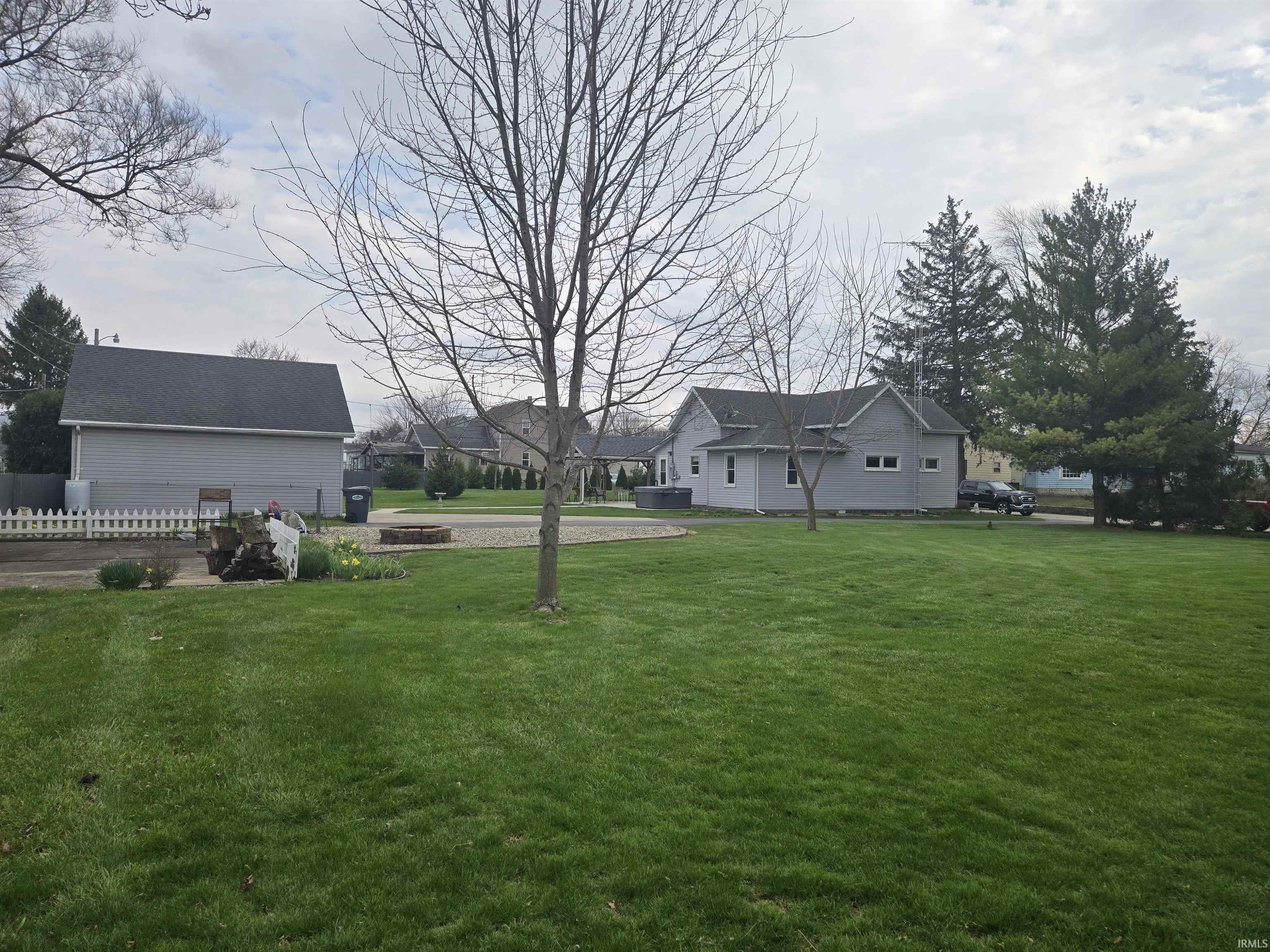 324 West Jay Street Dunkirk, IN 47336 - Photo 10 of 26