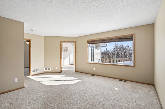 $250,000 | 12611 Pond View Road, Zimmerman, MN 55398